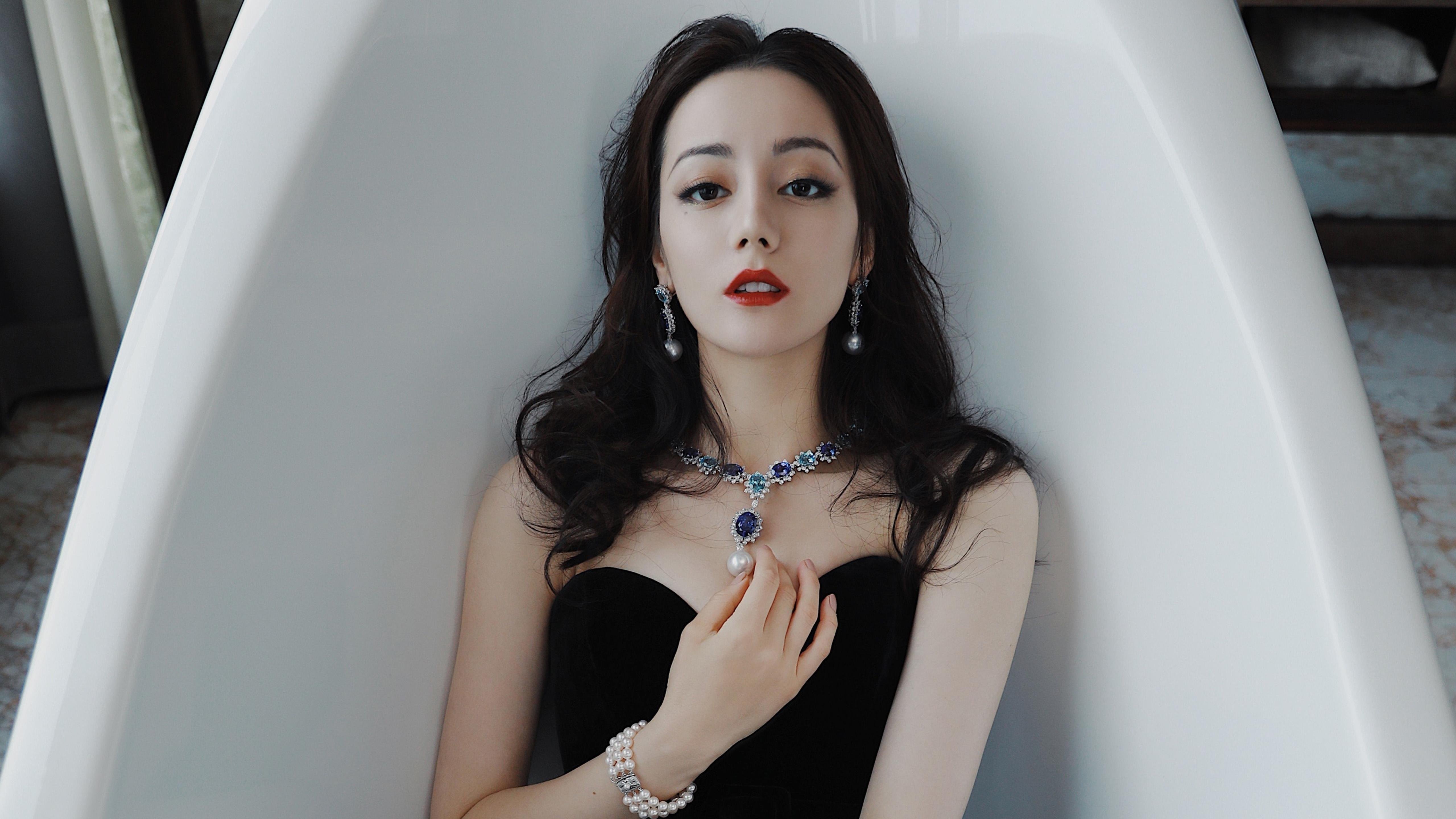 克莱三分箭雨穿云,深圳主场浴火鏖战