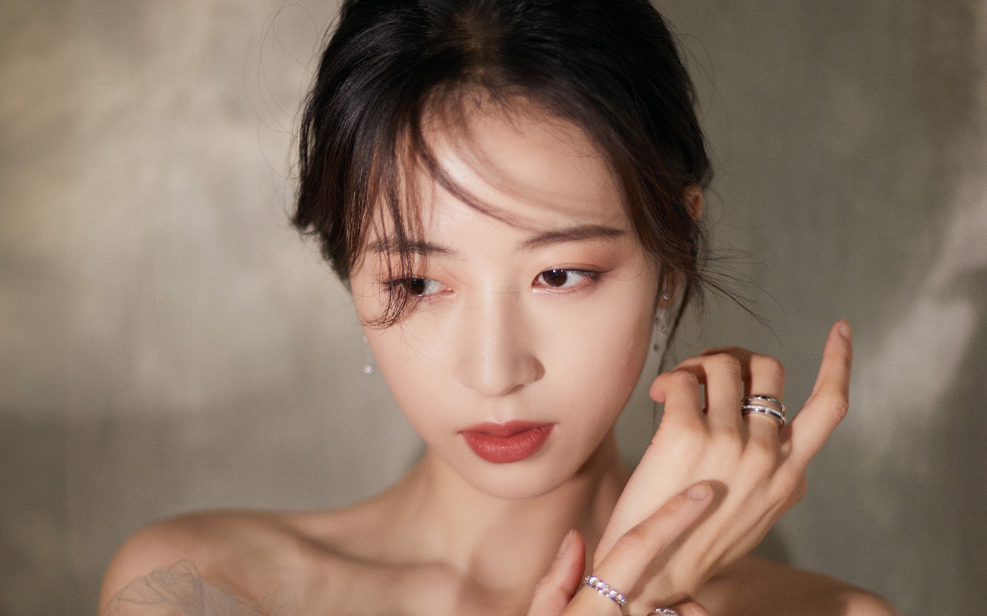 唯一，梅赛德斯赛道碾压索伯，勒克莱尔独领风骚开创新纪元